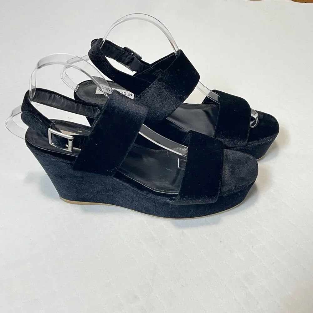 Steve‎ Madden Carlyle Women's Black Velvet Wedge Sandals Size 10M
